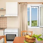 Bella Vista Sea View Apartments, By Zantewize דירה