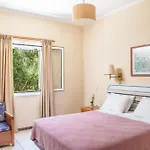 Bella Vista Sea View Apartments, By Zantewize דירה