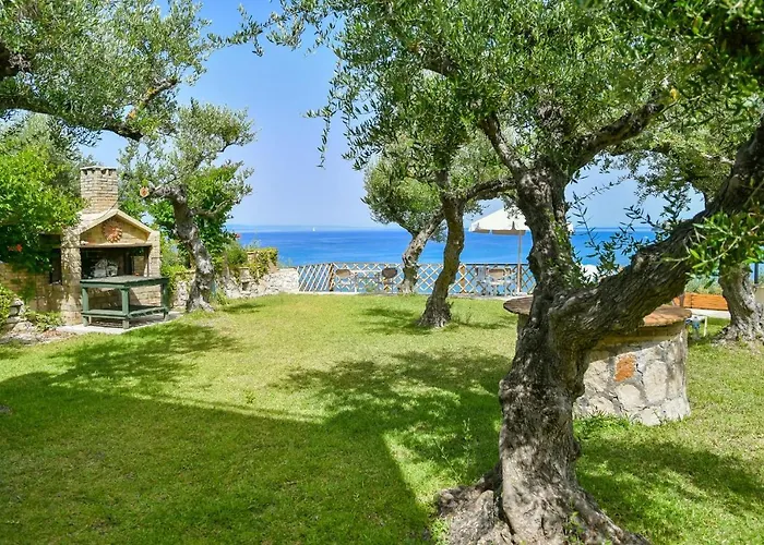 公寓 Bella Vista Sea View Apartments, By Zantewize